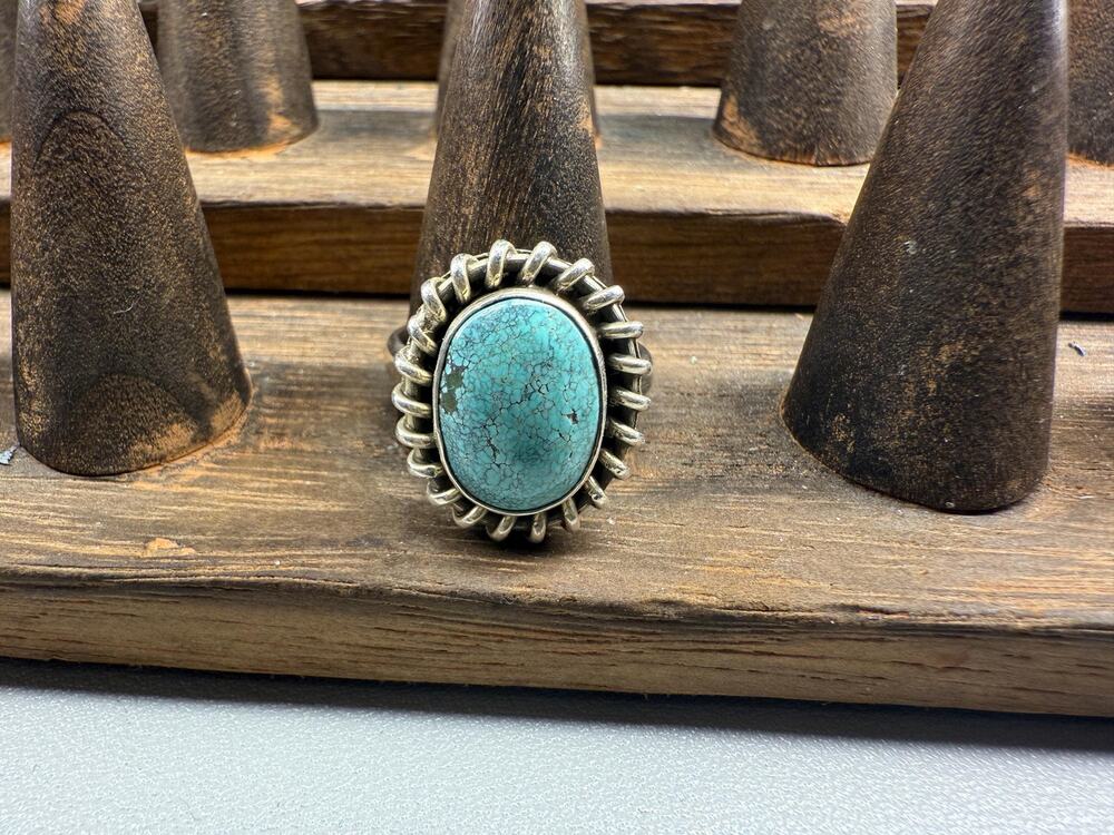 Vintage Style Turquoise and Sterling Silver Ring Sz 8.5